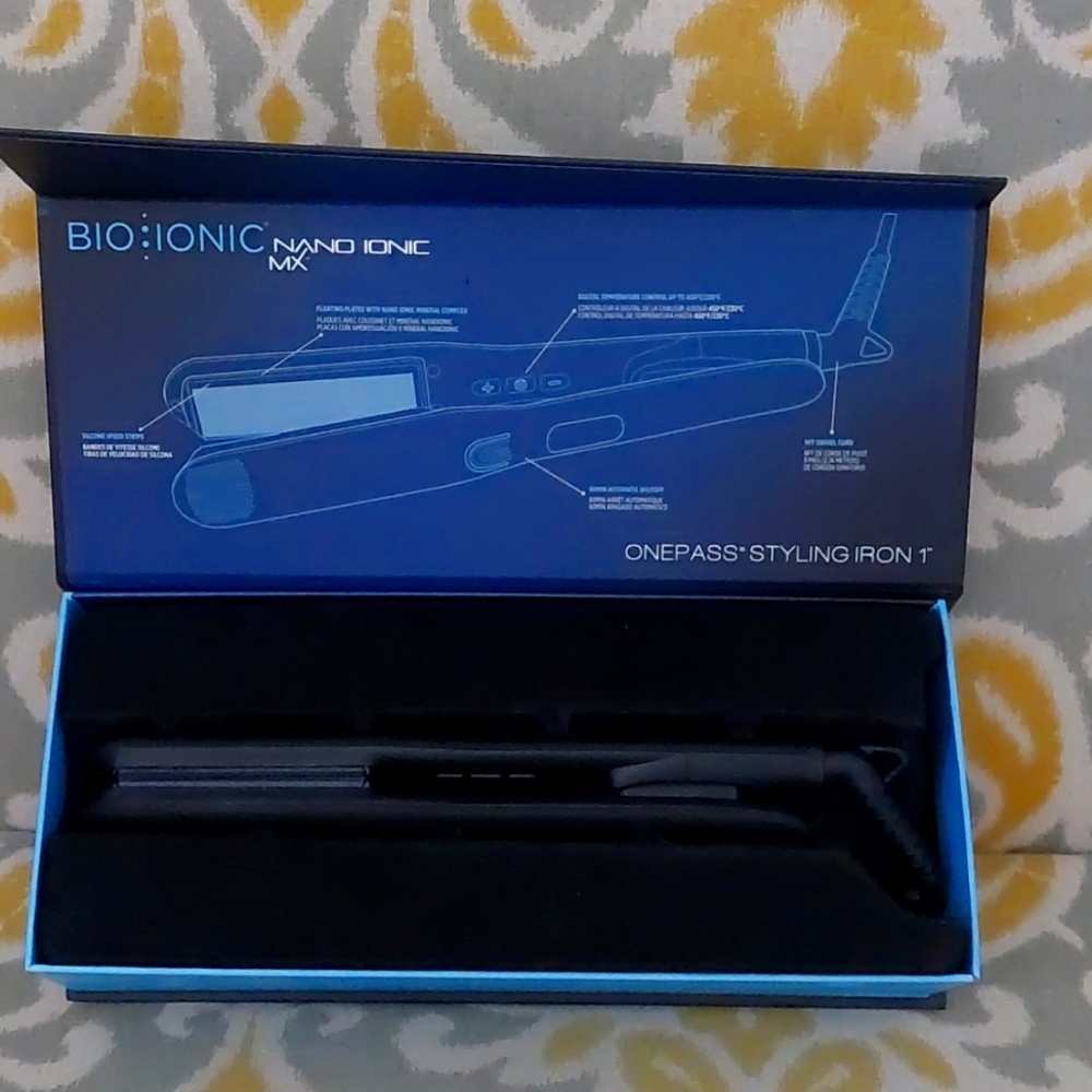 Bio Ionic nano ionic straightener